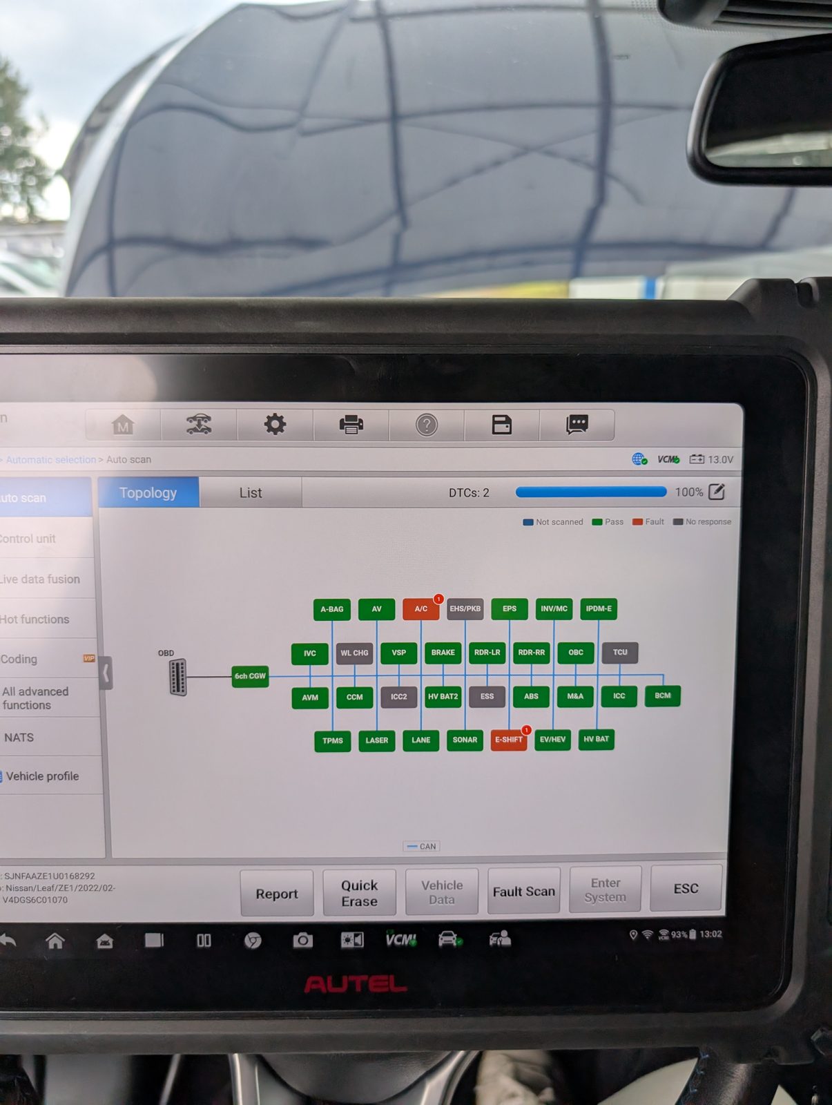Skan sterowników Nissana Leafa na testerze Autel MaxiSys Ultra EV