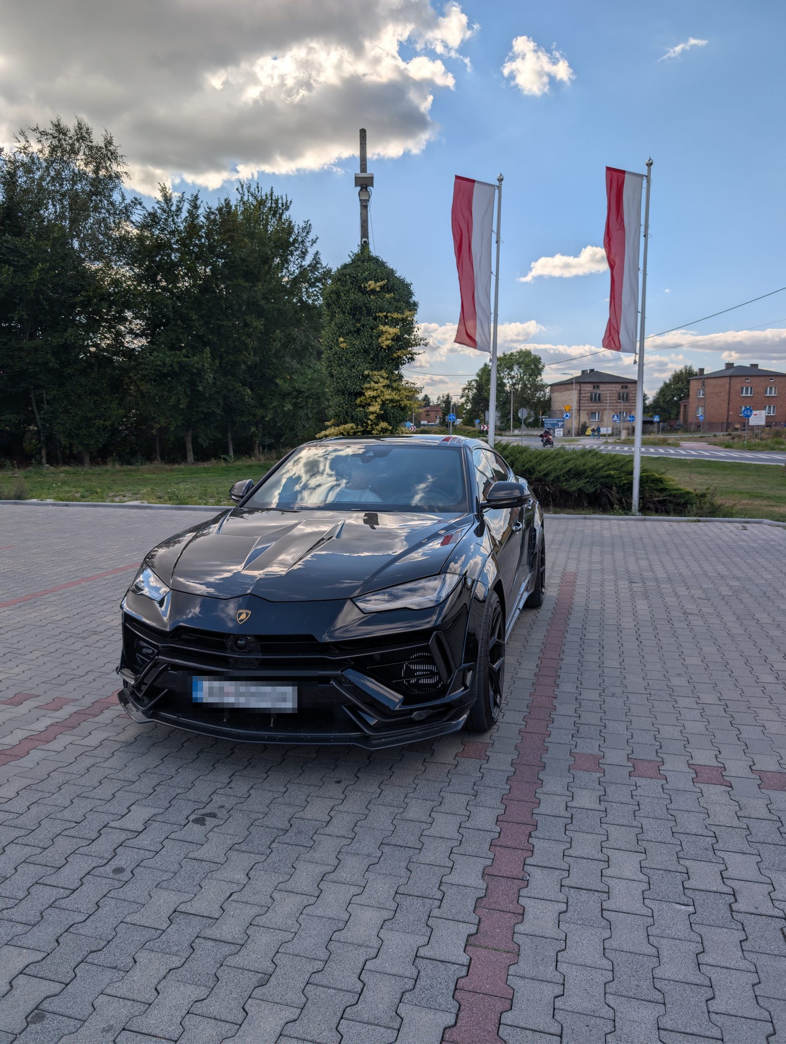 Lamborghini Urus z szerokim nadwoziem Novitec po zakończeniu prac